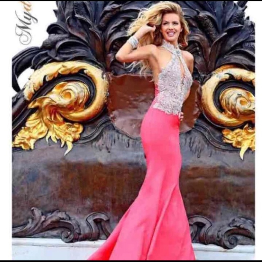 Tarik Ediz gown